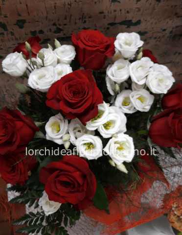 Bouquet rose lisiantus gipsophila e verde