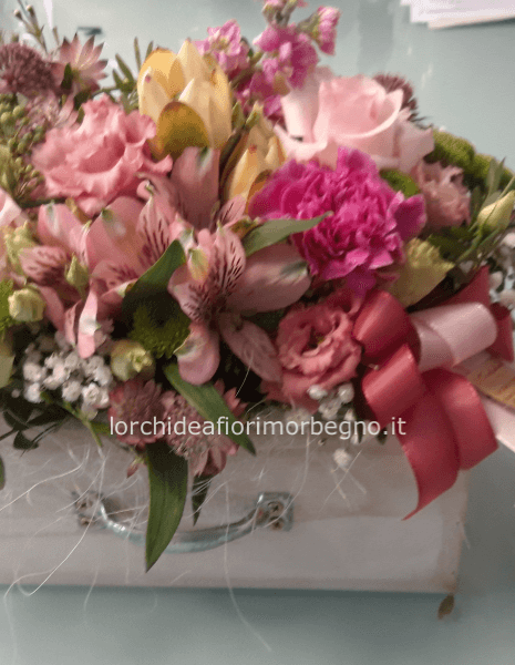 Composizione fiori recisi