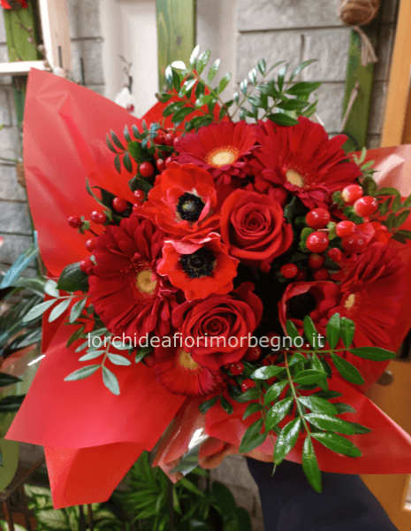 Bouquet tonalità del rosso